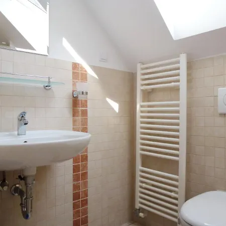 Jalps 3 In Beautiful Bohinjska Bistrica * 보히니